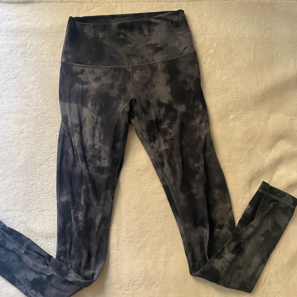 Aligns 28” diamond dye
